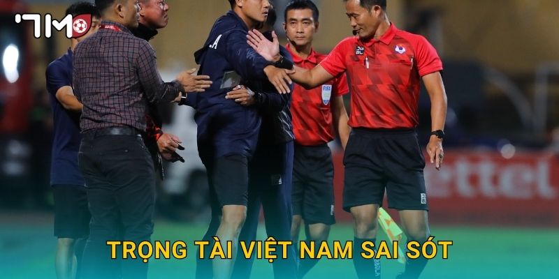 Trọng tài Việt Nam sai sót và những phân tích từ 7m 13 Trọng tài Việt Nam sai sót và những phân tích từ 7m